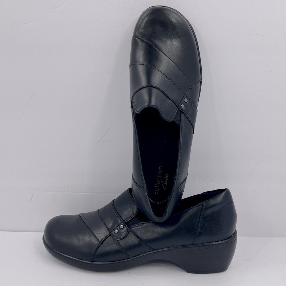 CLARKS, ULTIMATE COMFORT TECHNOLOGY, WOMEN’S MAY MARIGOLD BLACK SLIP-ONS, SIZE 8